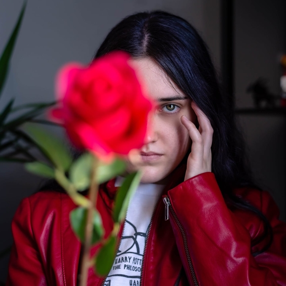 Meet your Posher, Jessica - Picture 1 of 1